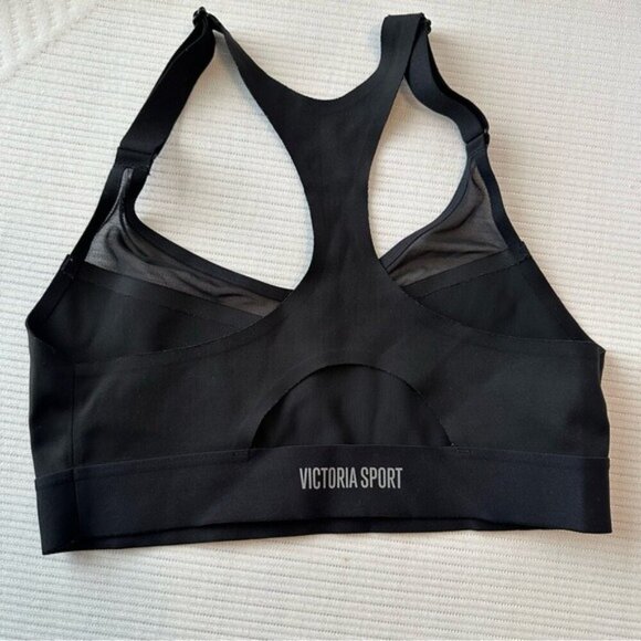 Victoria's Secret~Victoria Sport Incredible Ultra Light Blk Sport Bra Size XS - Picture 4 of 7
